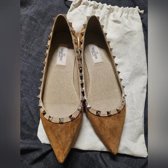Valentino Women's Tan Studded Flats - Picture 5 of 12